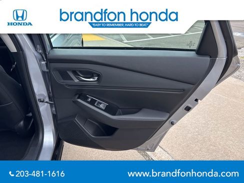 Used 2023 Honda Accord Touring image 9