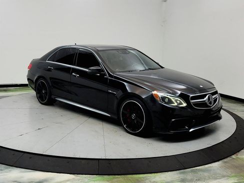 Used 2016 Mercedes-Benz E 63 AMG S-Model image 3