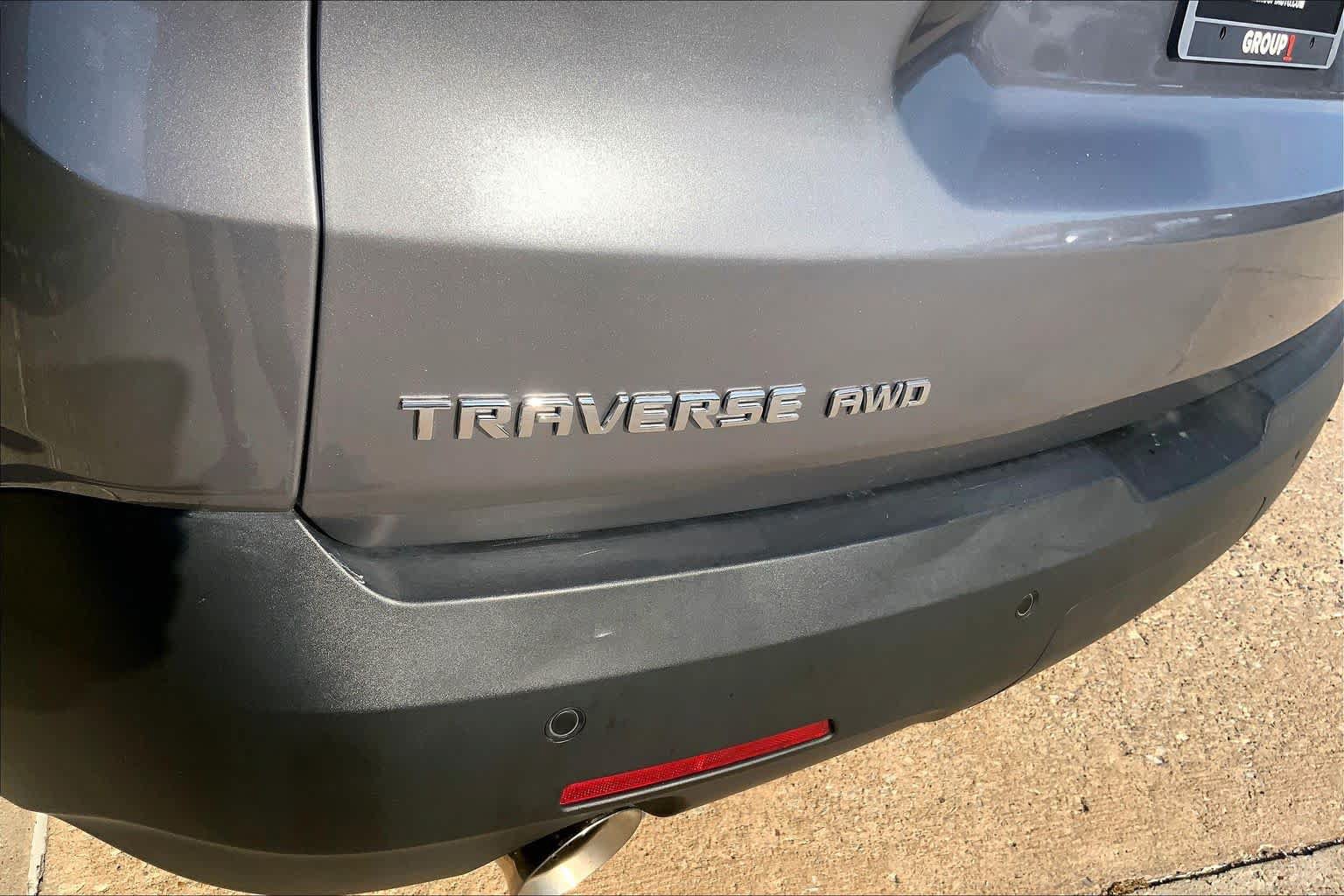 Used 2021 Chevrolet Traverse LT w/ LPO, Floor Liner Package AWD/4WD image 29