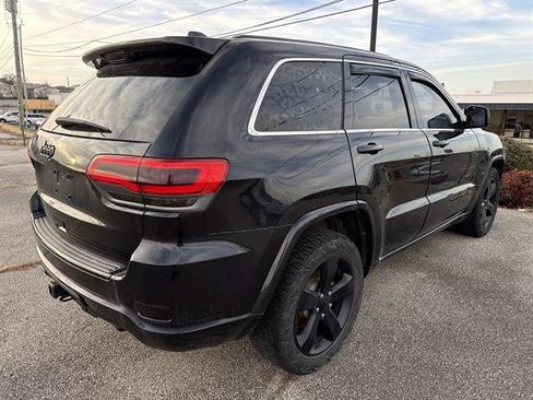 Used 2014 Jeep Grand Cherokee Altitude image 4