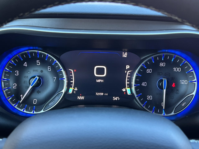 Used 2024 Chrysler Pacifica Touring-L FWD image 20