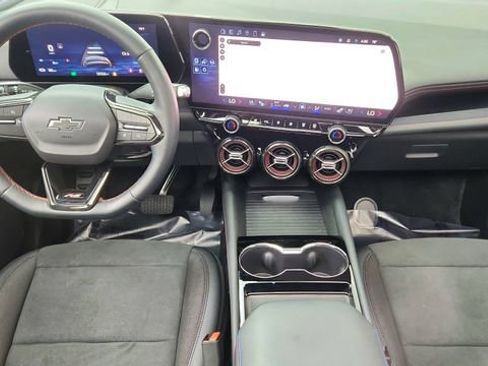 Used 2025 Chevrolet Blazer EV RS image 36