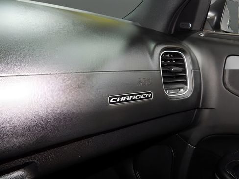 Used 2020 Dodge Charger R/T w/ Plus Group RWD image 17