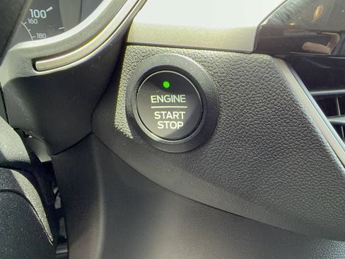 Certified 2022 Ford Escape SEL AWD/4WD image 24