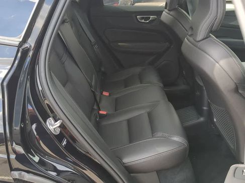 Used 2025 Volvo XC60 T8 Ultra w/ Protection Package Premier AWD/4WD image 19