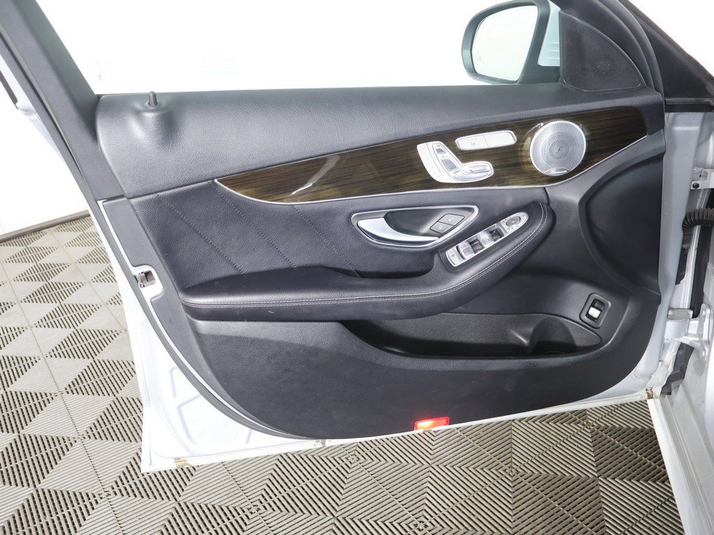 Used 2018 Mercedes-Benz C 300 4MATIC Sedan image 23