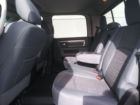 Used 2018 RAM 1500 Big Horn image 8