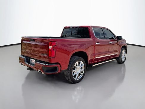 Used 2022 Chevrolet Silverado 1500 High Country w/ High Country Premium Package AWD/4WD image 7
