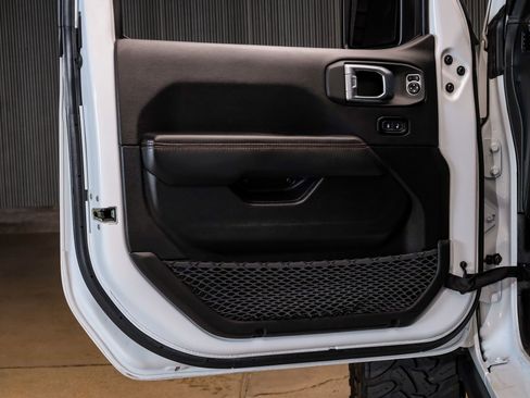 Used 2023 Jeep Wrangler Unlimited Rubicon 392 w/ Trailer Tow Package image 26