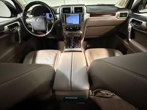 Used 2017 Lexus GX 460 Luxury AWD/4WD image 72