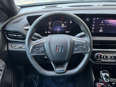 Used 2025 Buick Envista Sport Touring image 27