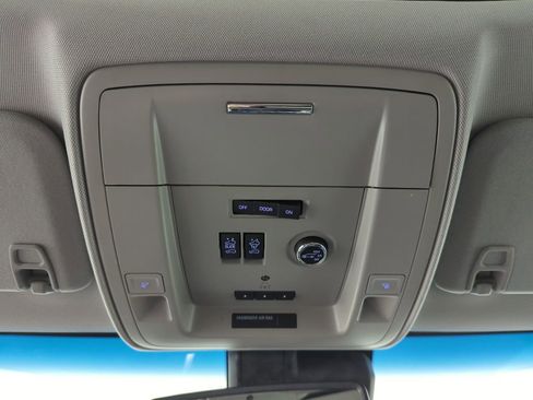 Used 2017 Chevrolet Tahoe LT image 30