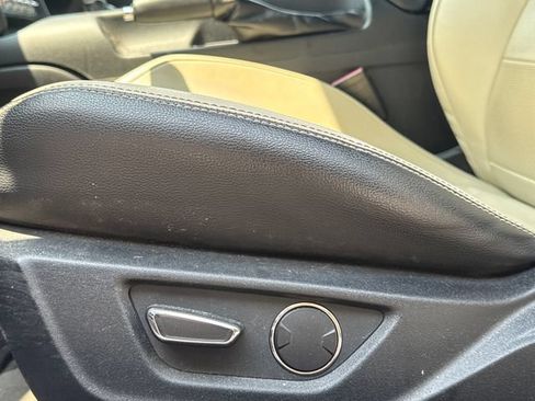 Used 2017 Ford Mustang Premium RWD image 13