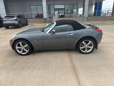 Used 2006 Pontiac Solstice Convertible w/ Premium Package RWD image 21