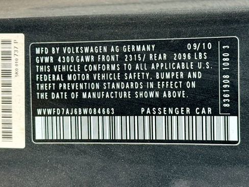 Used 2011 Volkswagen GTI 2-Door image 13