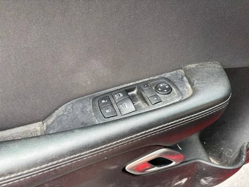 Used 2019 Dodge Challenger SXT AWD/4WD image 17