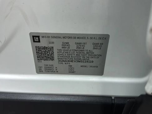 Used 2021 Chevrolet Equinox LS FWD image 27