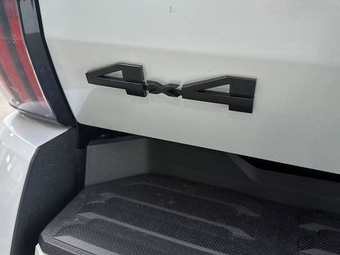 New 2026 Toyota Tundra Platinum image 6