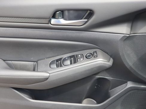 Certified 2024 Nissan Altima 2.5 SV w/ SV Premium Package image 16