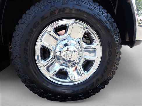 Used 2018 RAM 2500 Tradesman w/ Chrome Appearance Group AWD/4WD image 7