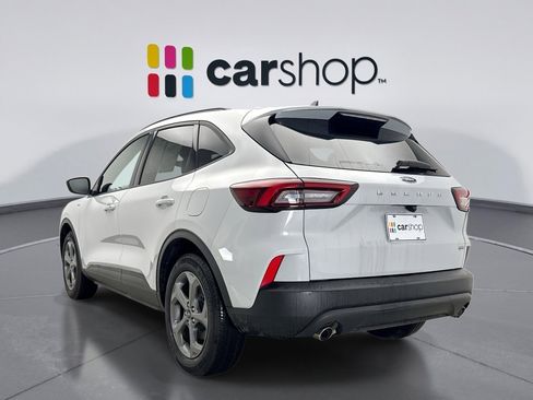 Used 2025 Ford Escape ST-Line w/ Equipment Group 301A image 3