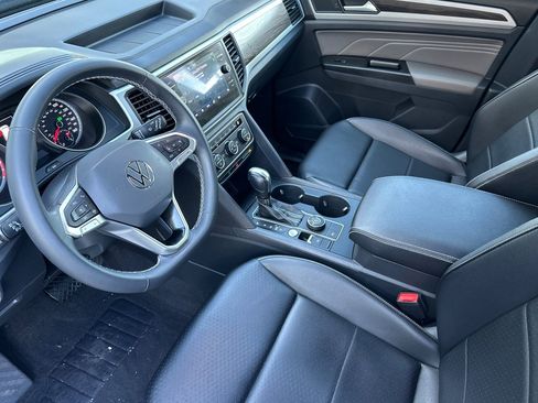 Used 2021 Volkswagen Atlas SE w/ Towing Package image 11