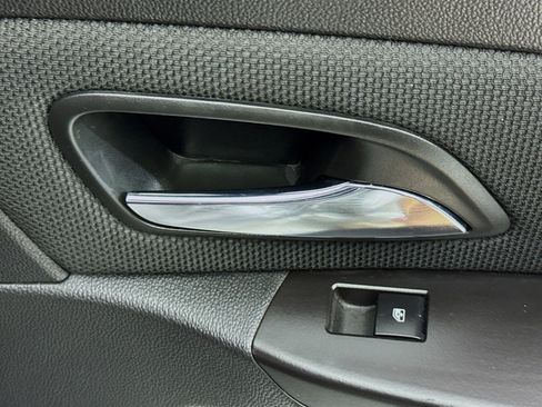 Used 2016 Chevrolet Cruze LT w/ Technology Package image 29