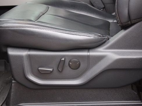 Used 2022 Ford F250 Lariat image 17