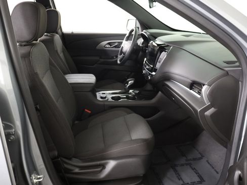 Used 2023 Chevrolet Traverse LT AWD/4WD image 32