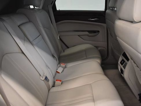 Used 2016 Cadillac SRX Luxury FWD image 17