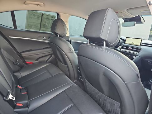 Certified 2026 Genesis G70 2.5T RWD image 16