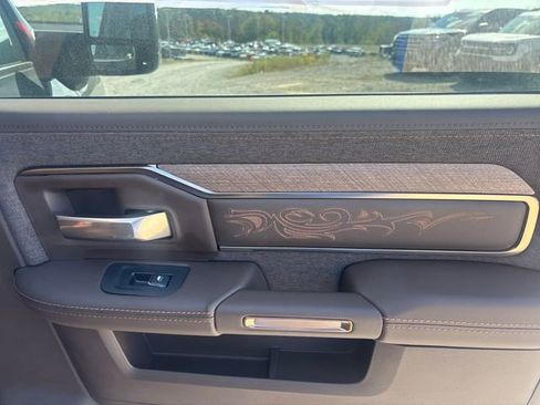 New 2026 RAM 3500 Longhorn image 40