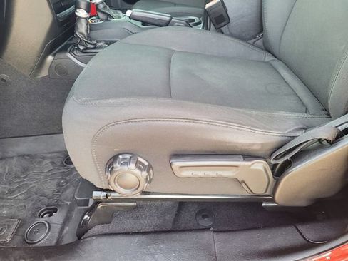 Used 2021 Jeep Wrangler Unlimited Sahara AWD/4WD image 24