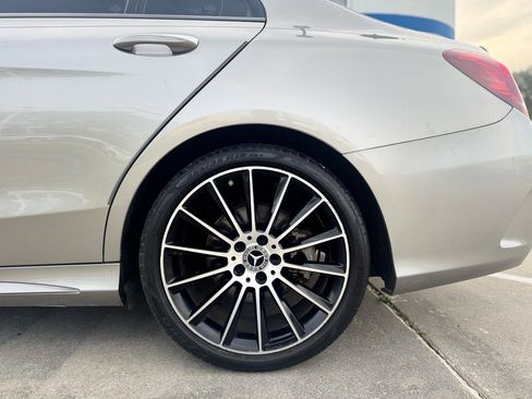 Used 2019 Mercedes-Benz C 300 Sedan image 30
