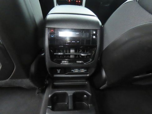 Used 2021 Jeep Grand Cherokee L Laredo AWD/4WD image 21