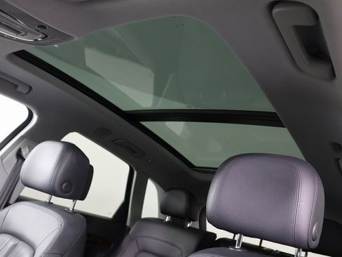 Used 2018 Audi Q5 2.0T Premium Plus w/ Premium Plus Package image 19