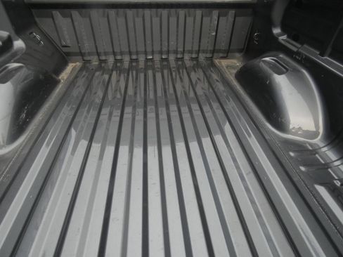 Used 2022 GMC Canyon Elevation w/ Elevation Premium Package image 15