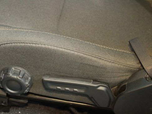 Used 2024 Jeep Wrangler Sport image 16