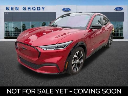 Used 2022 Ford Mustang Mach-E Premium RWD image 1