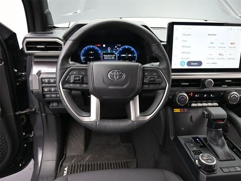 Used 2025 Toyota Tacoma TRD Off-Road w/ TRD Off Road Upgrade Package image 37