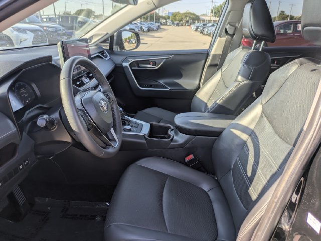 Used 2023 Toyota RAV4 Limited AWD/4WD image 26