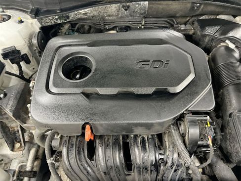 Used 2016 Hyundai Sonata Sport w/ Option Group 02 image 24