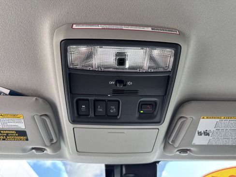 Used 2021 Toyota 4Runner SR5 AWD/4WD image 22