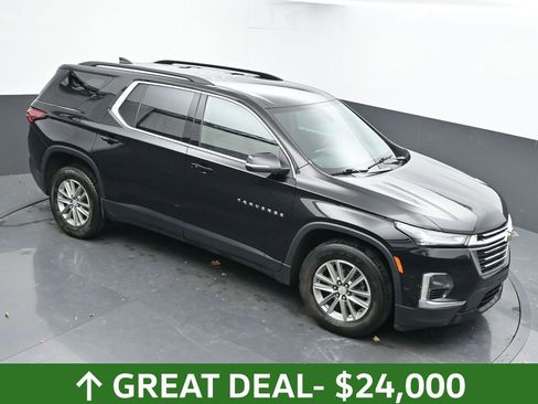 Used 2023 Chevrolet Traverse LT image 35