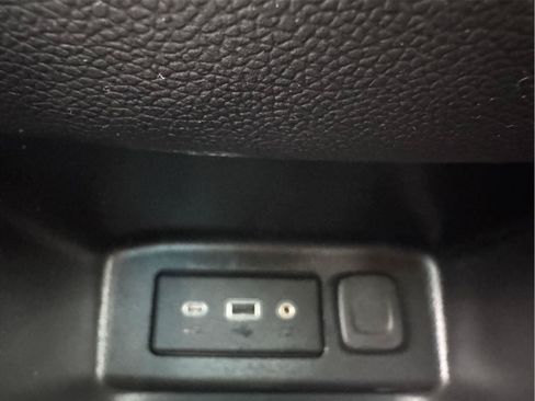 Used 2023 Chevrolet Equinox LT AWD/4WD image 23