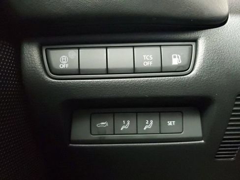 Used 2025 MAZDA CX-50 AWD 2.5 Hybrid w/ Premium Pkg image 35