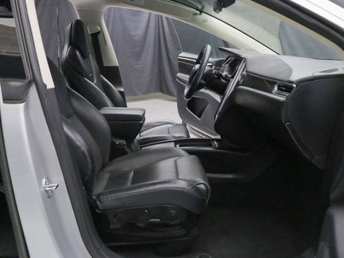 Used 2016 Tesla Model X 90D image 18