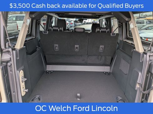 New 2025 Ford Bronco Outer Banks w/ Black Appearance Package image 15