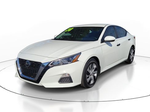 Used 2020 Nissan Altima 2.5 S FWD image 3