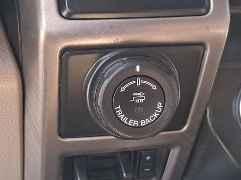 Used 2019 Ford F150 Limited w/ Trailer Tow Package image 28